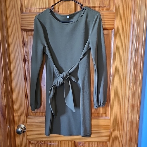 Elegant Olive Green Embroidered 2-Piece Dress
